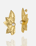 Cargue la imagen en el visor de la galería, Golden Laurel Pearl Earrings - Aquadan.co