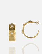Cargue la imagen en el visor de la galería, Hoops in Love Earring - Aquadan.co